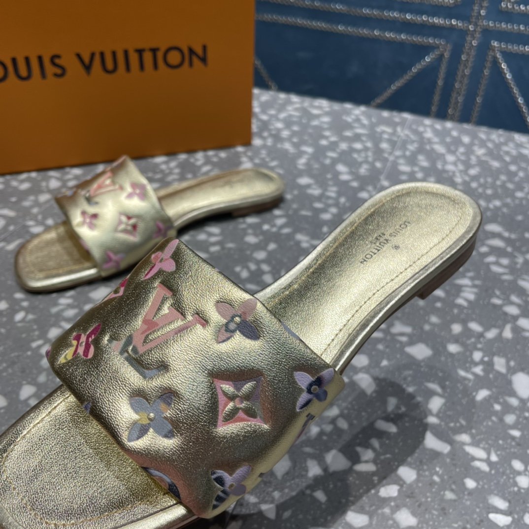 L0vis Vvtt0n Women’s Revival Flat Mule Gold For Women LV