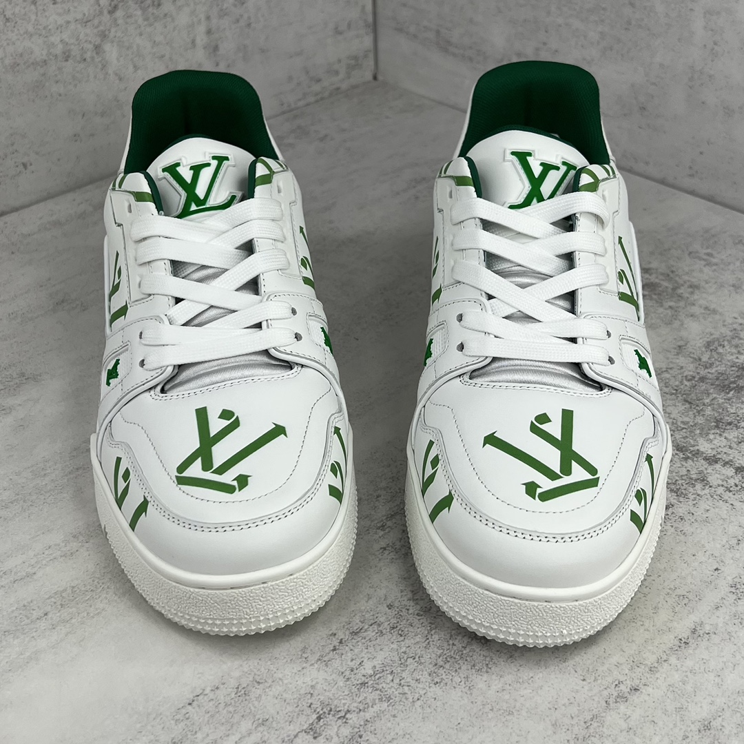 L0vis Vvtt0n Women’s LV Trainer Sneaker Green For Women LV 1AAGXF