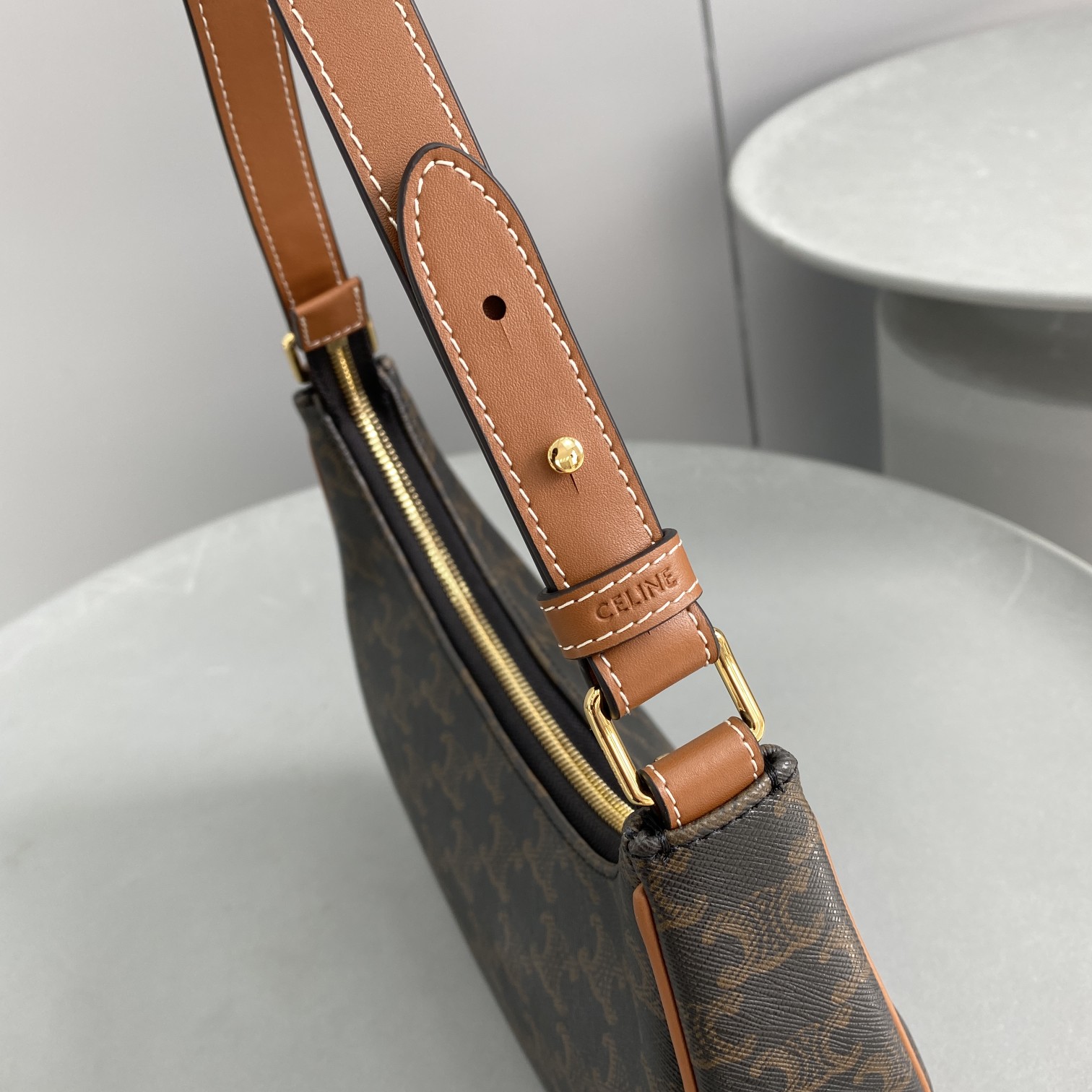 Ce1i*e Ava Bag In Triomphe Canvas Brown For Women 9in/23.5cm 193952BZJ.04LU