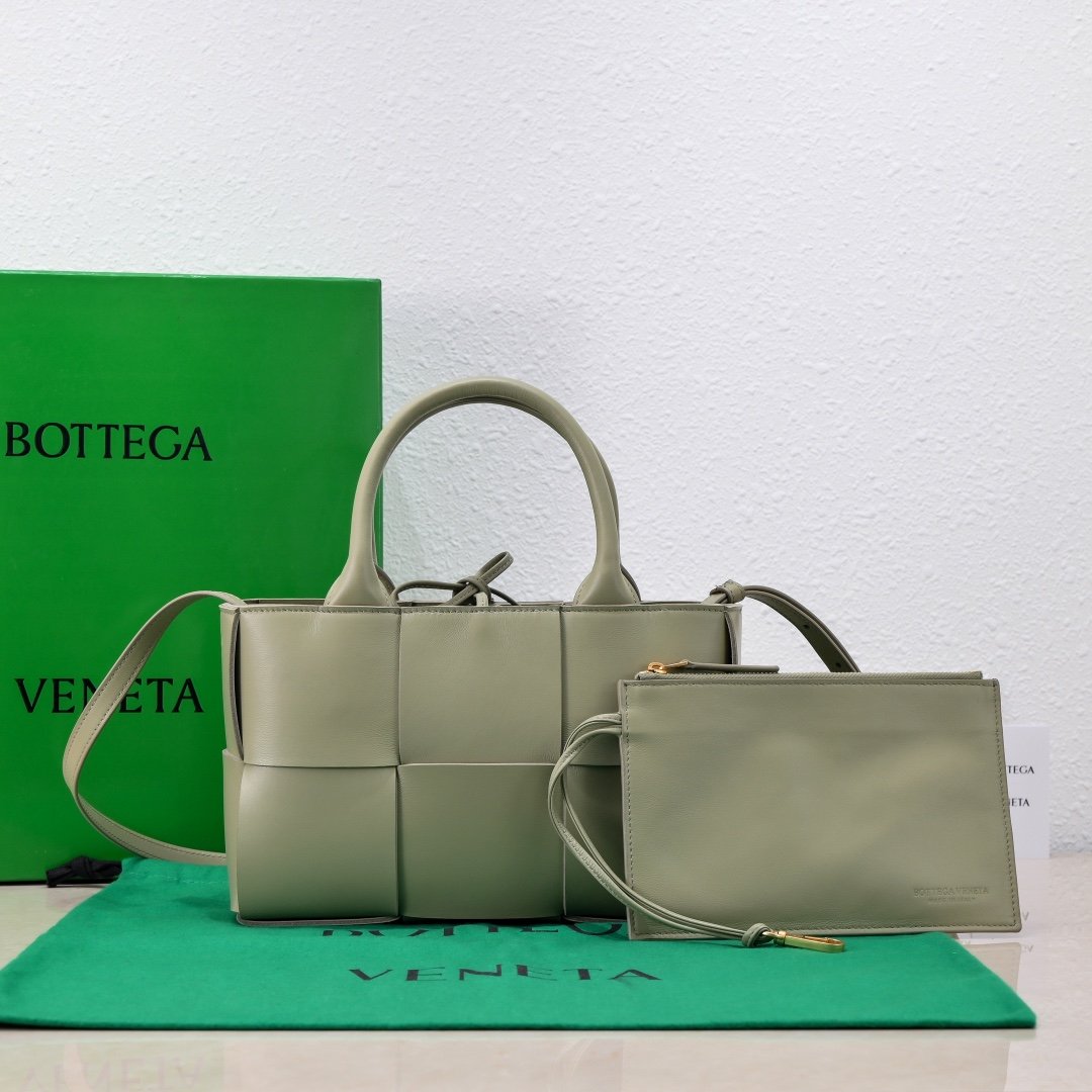B0tt*ga Ven*ta Mini Arco Tote Bag Green, For Women, Women’s Bags 9.8in/25cm
