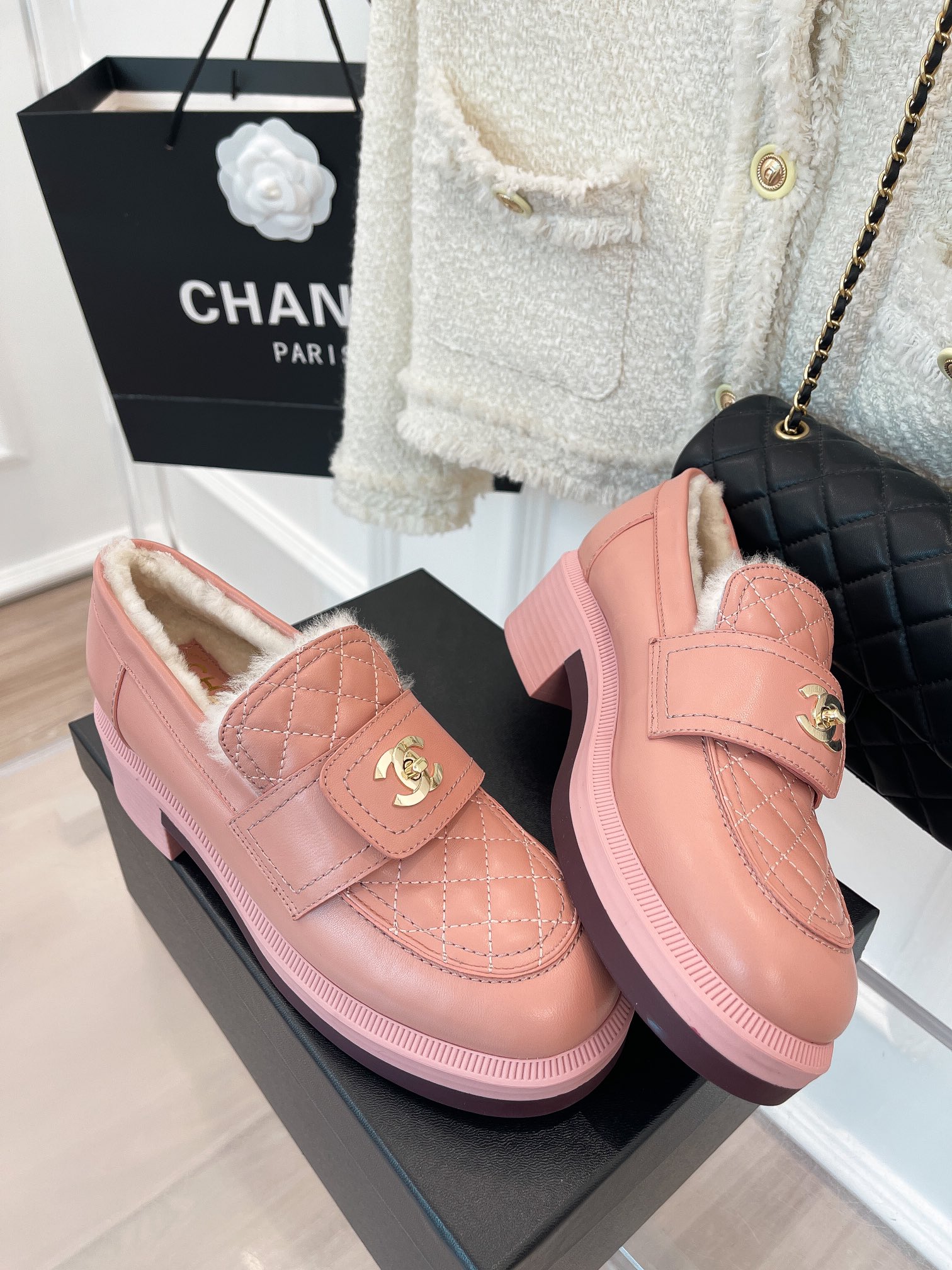 Ch**el Women’s Loafers With Lining Pink For Women