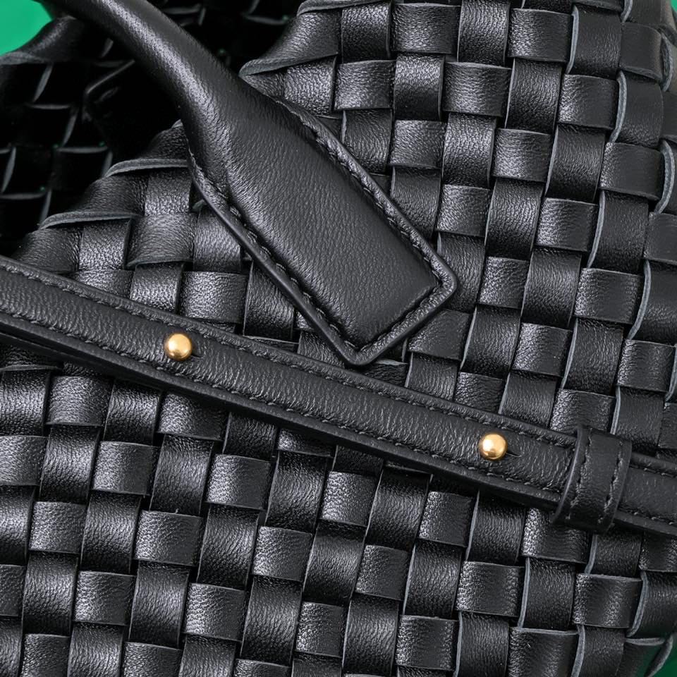 B0tt*ga Ven*ta Mini Cabat Black, For Women, Women’s Bags 7.9in/20cm 709464V1OW18425