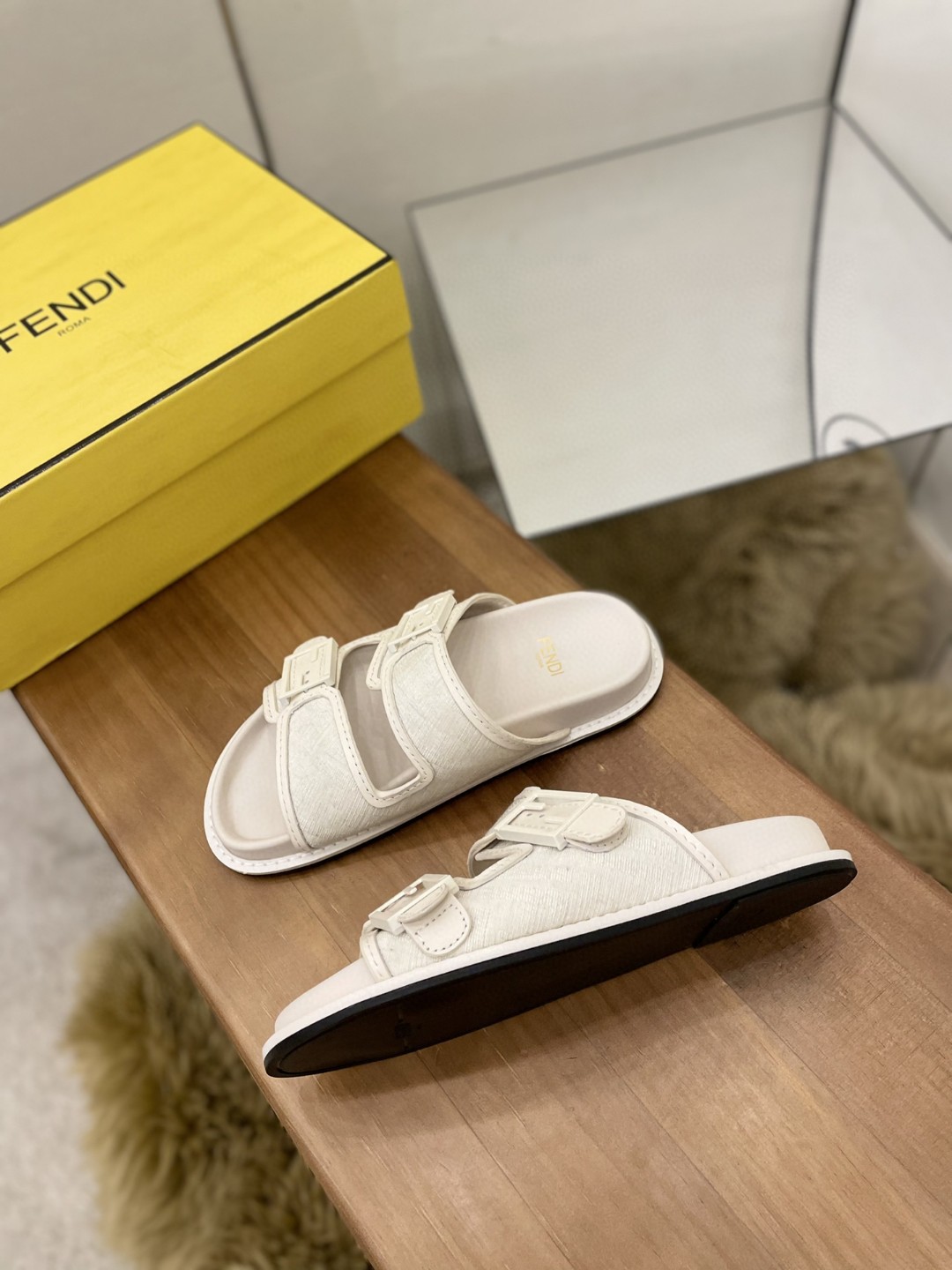 F**di Feel Slides White For Women