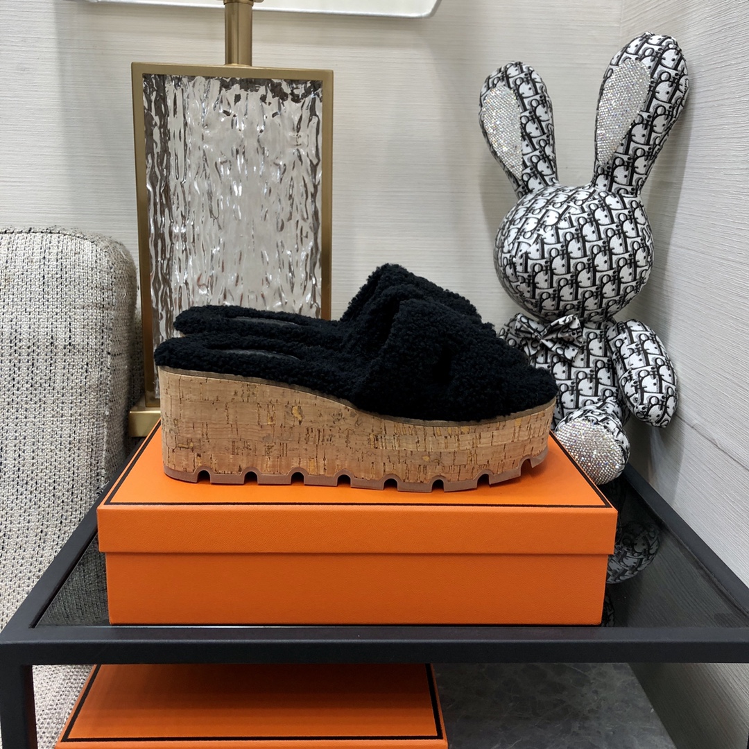 H**me5 Figari Sandal Black For Women