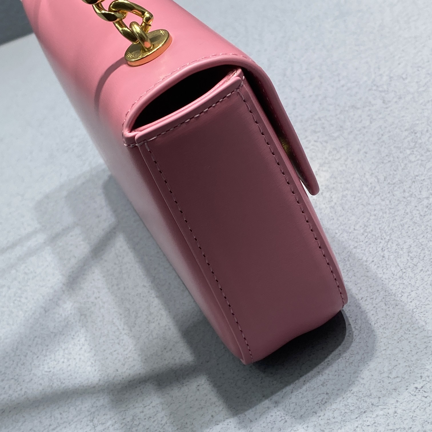 Ce1i*e Chain Shoulder Bag Triomphe Pink For Women 8in/20.5cm