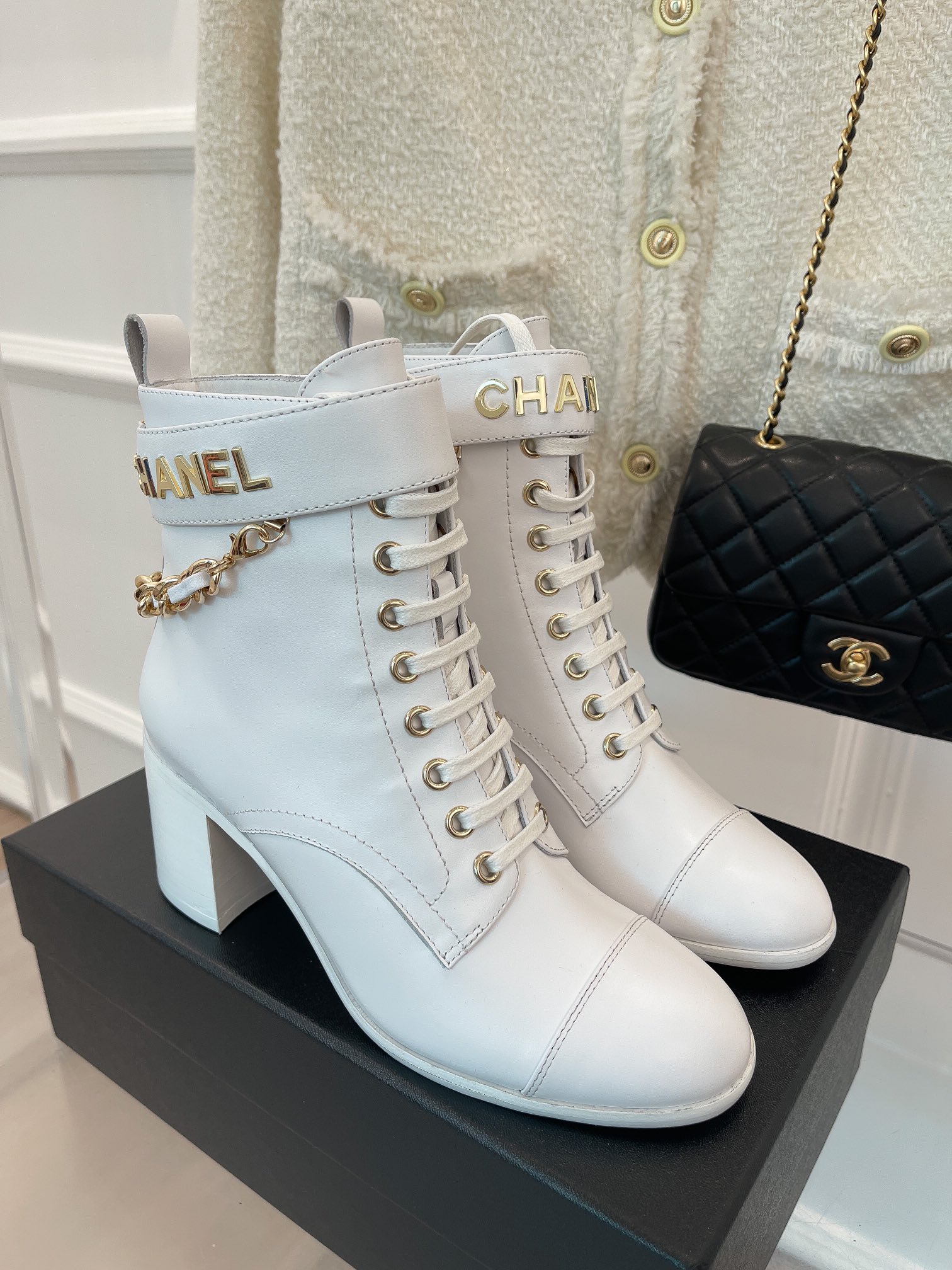 Ch**el Women’s Lace-Up With Chain White For Women 3.7in/9.5cm