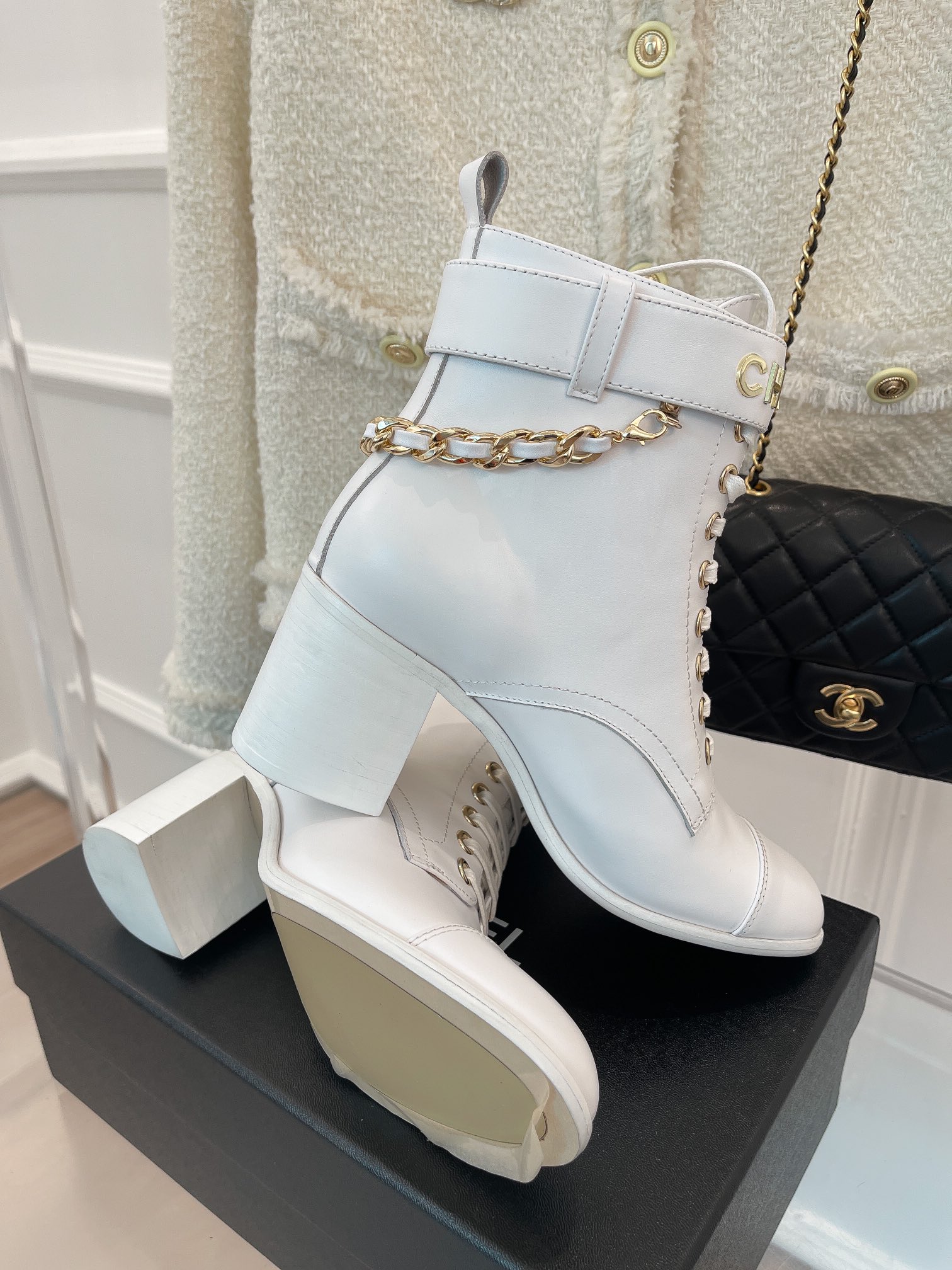 Ch**el Women’s Lace-Up With Chain White For Women 3.7in/9.5cm